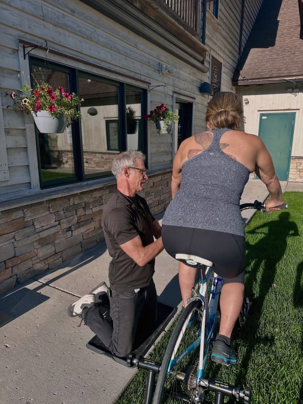 🚴‍♀️ NEW AT WEST: ORTHOPEDIC & PERFORMANCE BIKE FITTING! 🚴‍♂️

Meet Dr. Jon Freckleton, DO — bike fitter extraordinair